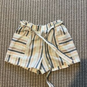 Forever 21 Cream and Brown Cargo Shorts